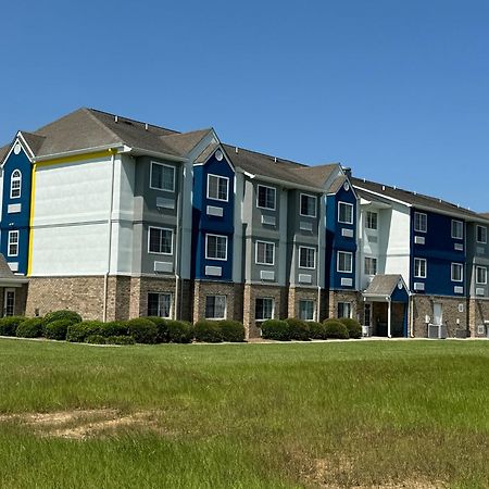 阿尔贝维尔温德姆酒店及套房 Albertville 外观 照片